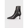 Square toecap ankle boots