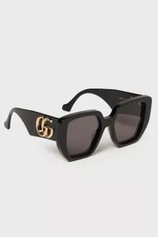 Black rectangular sunglasses