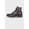 Men's leather boots
