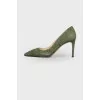 Green suede shoes with pointed toecap