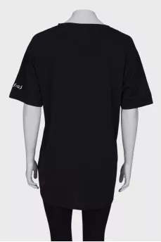 T-shirt with paint print