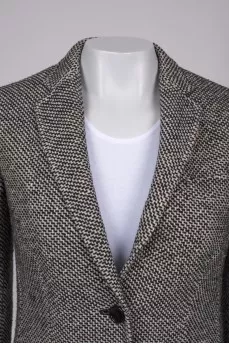 Black and white coat single-breasted fit