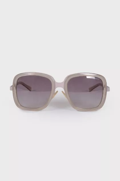 Rectangular sunglasses