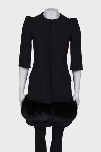 Black coat with 3/4 sleeves
