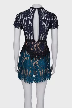 Lace fitted dress
