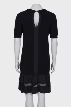 Knitted dress with ruffles at the hem