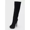 Suede boots with textured heel