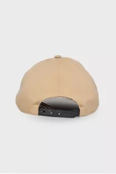 Cap with transparent visor
