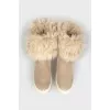Suede boots with fur