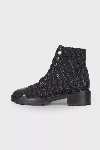 Tweed black boots