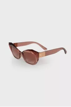 Cat eye sunglasses