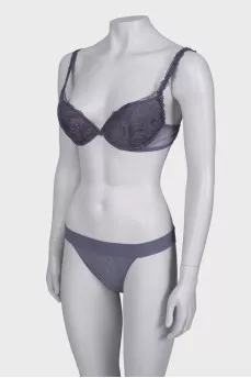 Lilac lace lingerie, with tag