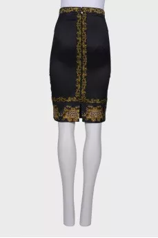 Straight skirt with golden pattern