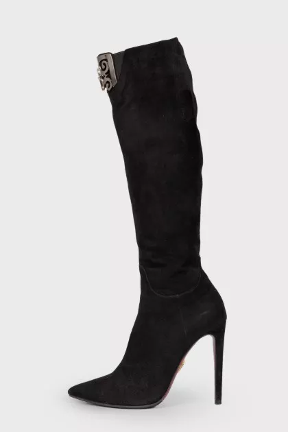 Pointed toecap suede ankle boots