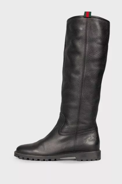 Insulated leather boots