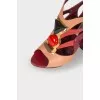 Leather sandals with geometric decor