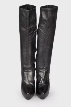 Leather boots with high heels