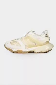 Sneakers Track