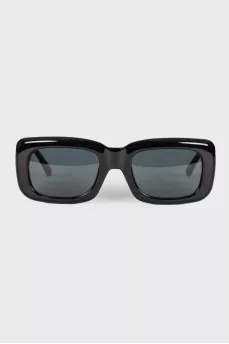 Rectangular sunglasses