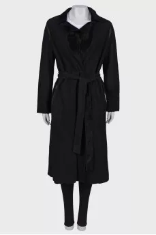 Reversible black coat with tag