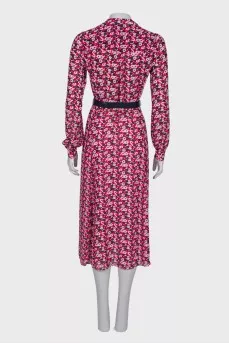 Dress with floral print on the belt