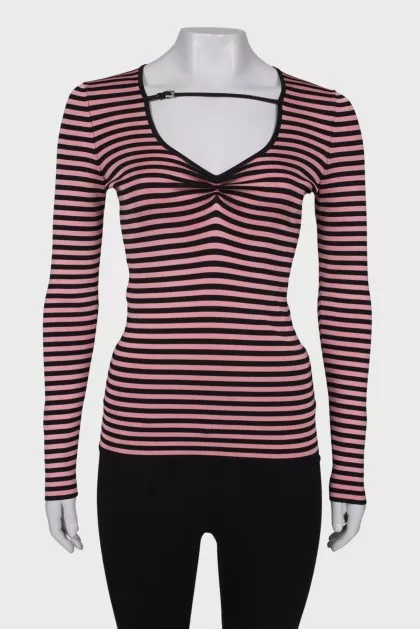 Long sleeve V-neck