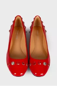 Lacquered ballerinas with rhinestones