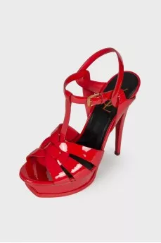 Tribute sandals