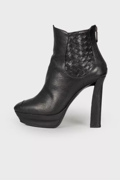 High-heeled leather ankle boots