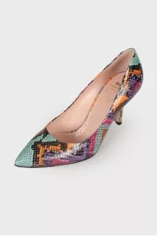 Multicolor embossed shoes