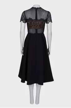 Black fitted dress with lace