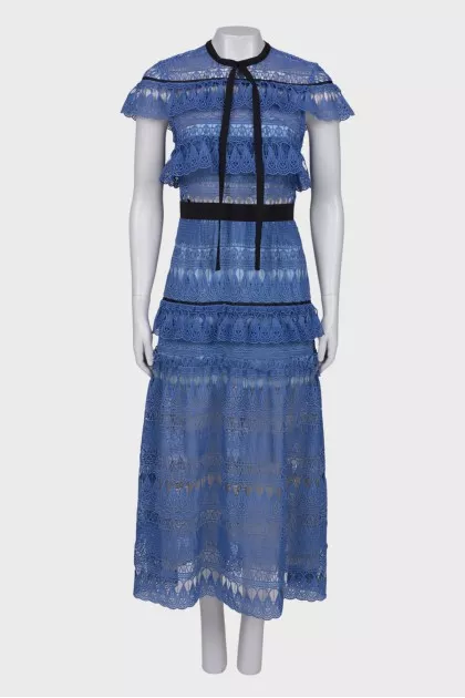 Lace dress with ruffles