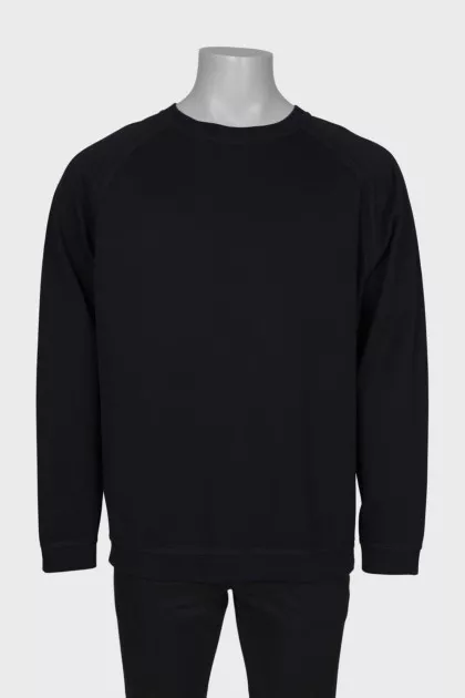 Men's black sweatshirt