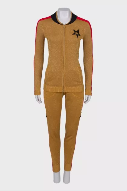 Golden suit with lurex