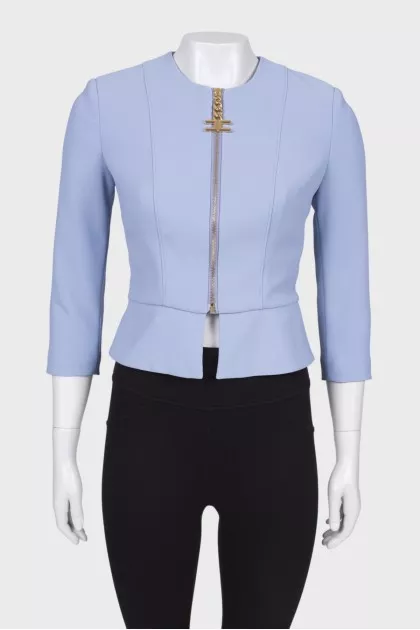 Jacket close-fitting in the waist with tag