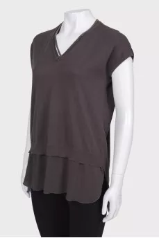 Blouse with rhinestones at the gate