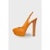 Brown embossed shoes