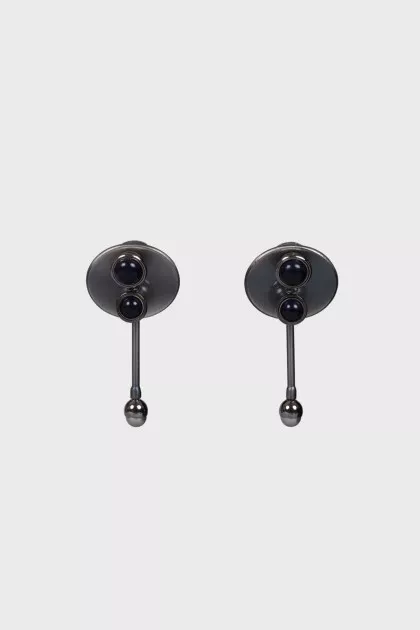 Clip-on earrings with pendant