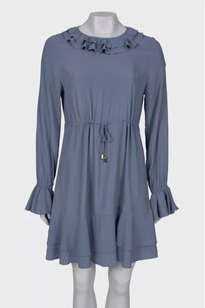 Lilac dress with ruffles