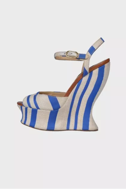 Striped wedge sandals