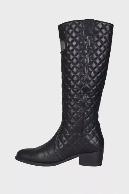 Quilted leather boots