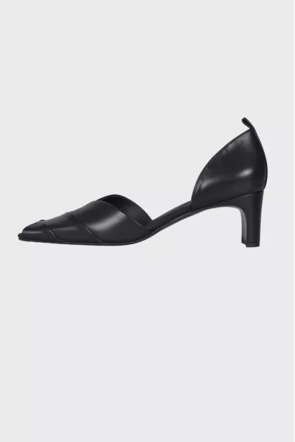 Square toe leather pumps