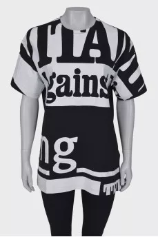 Long T-shirt in black and white print