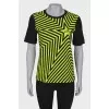 T-shirt with geometric print