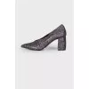 Pumps with glitter