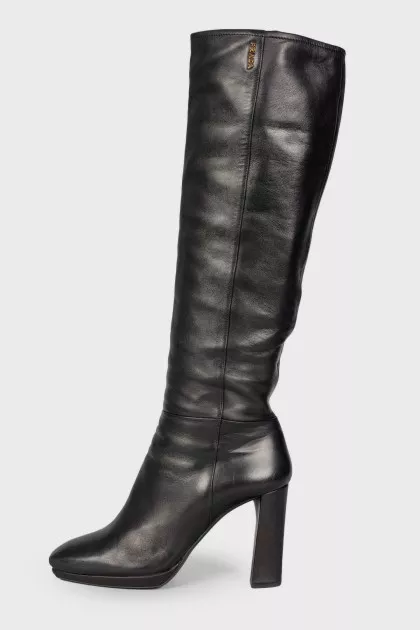 Square toe leather boots