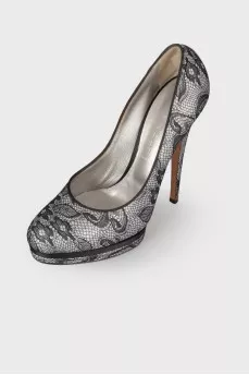 Silver shoes with lace