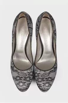 Silver shoes with lace