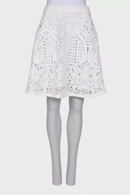 White skirt with lace