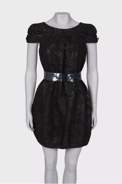 Lantern sleeve dress